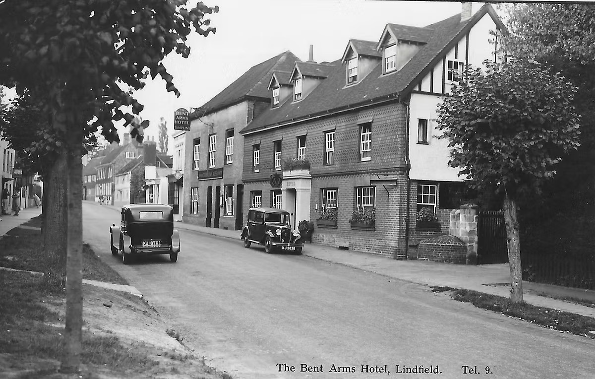 The Bent Arms, archive photo